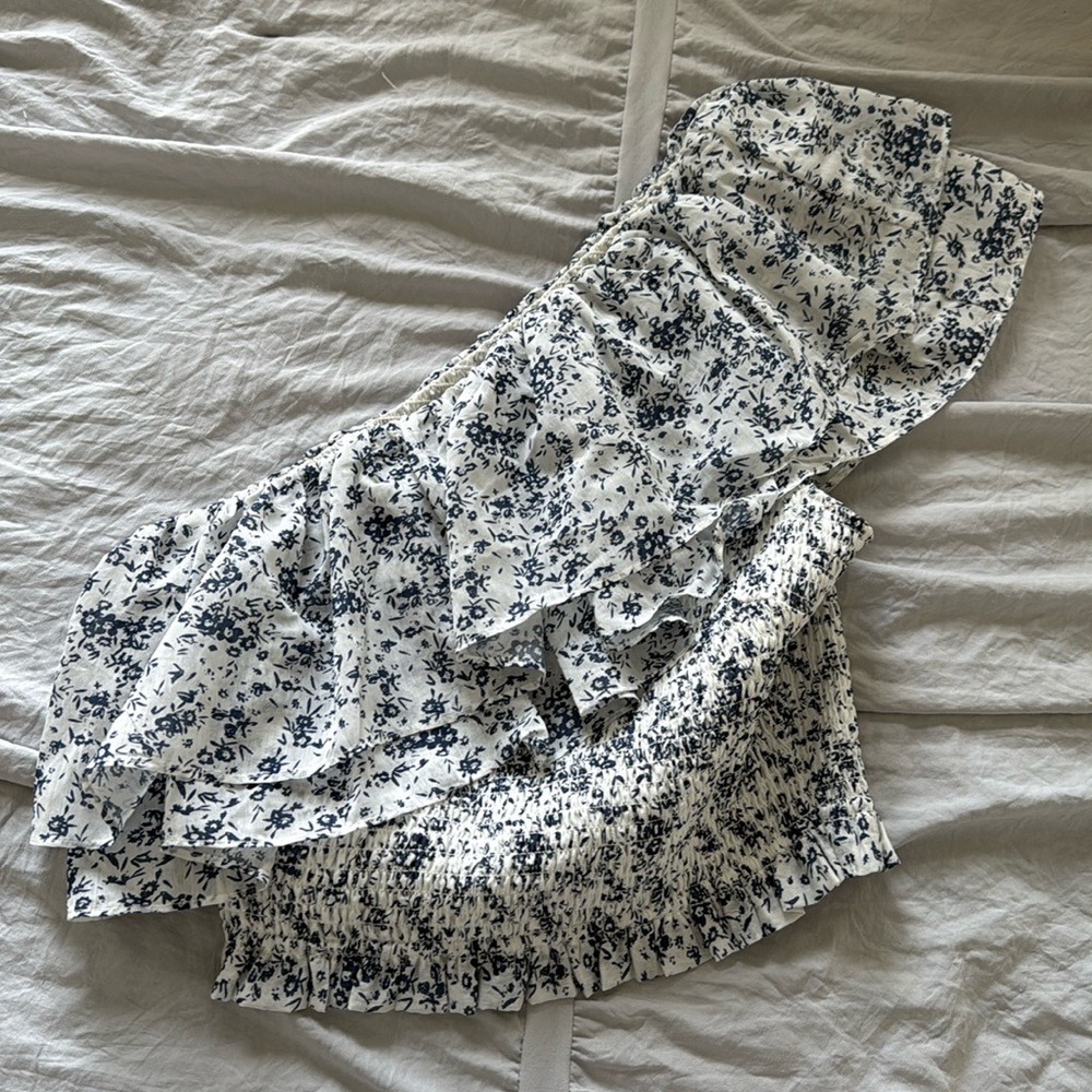 Vici Asymmetrical Floral Top - M